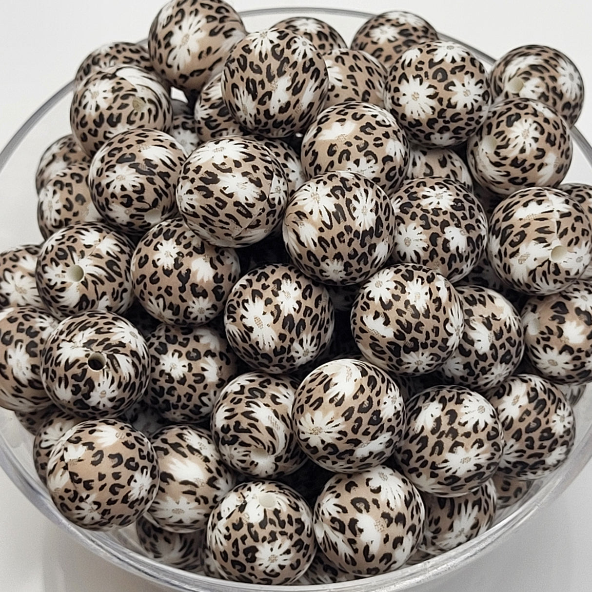 Daised 15mm Silicone Bead