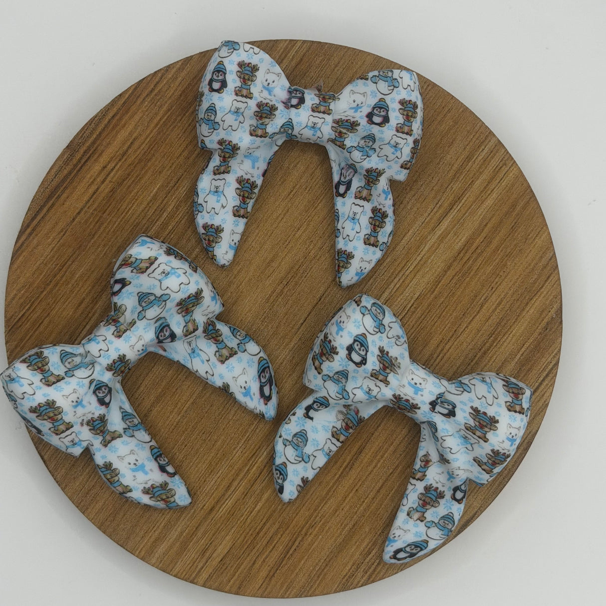 Snow Day Bow - 3d Focal