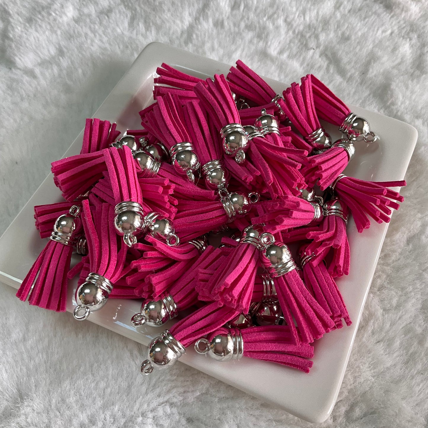 Poppin' Pink Mini Tassels (Set of 5)
