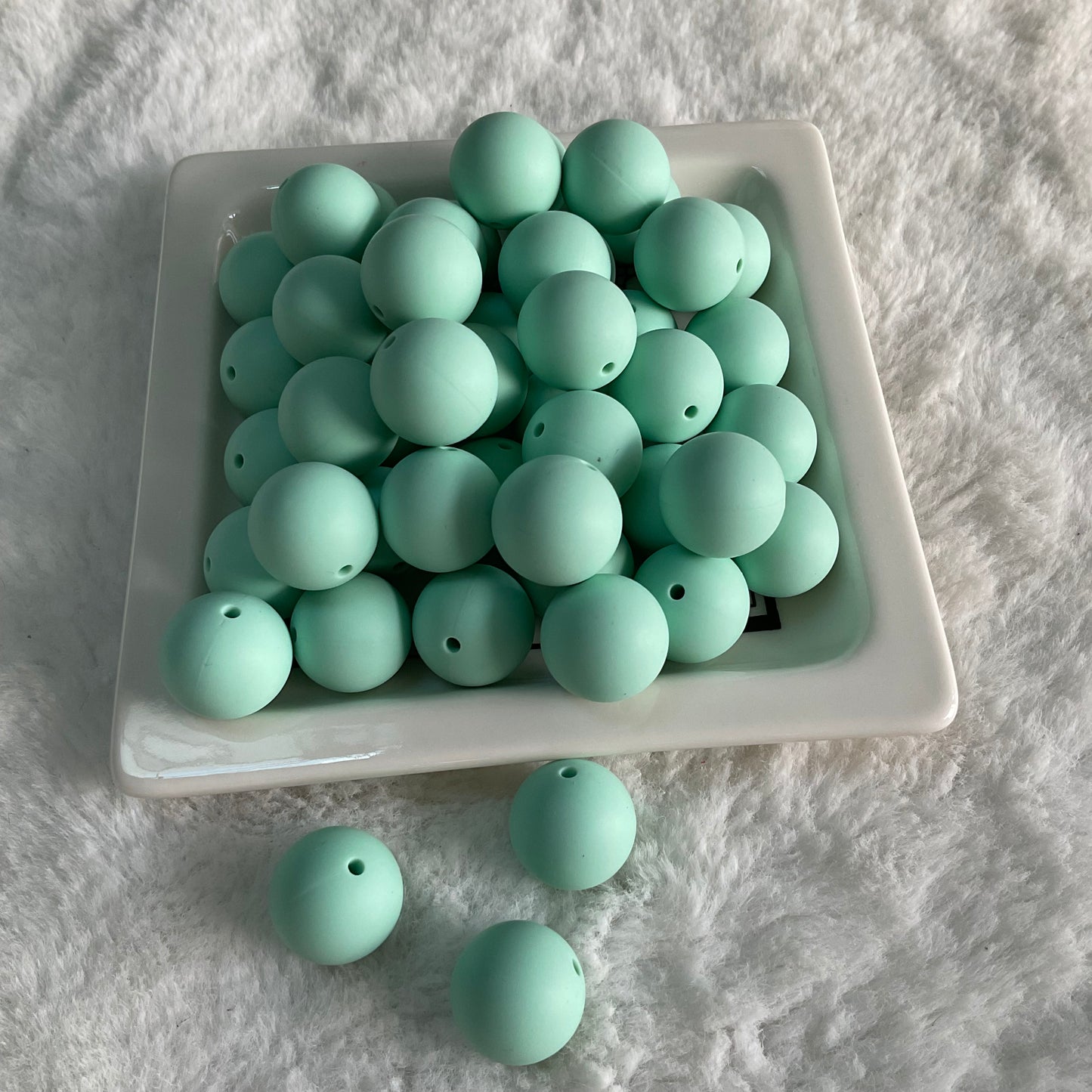 Amaze-Mint 19mm Silicone Bead