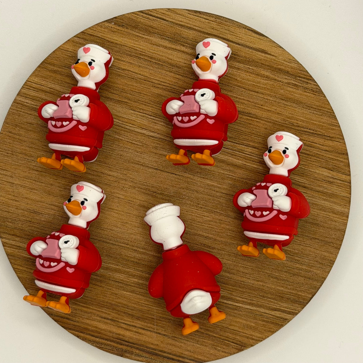 Goose Nurse- 3d Focal