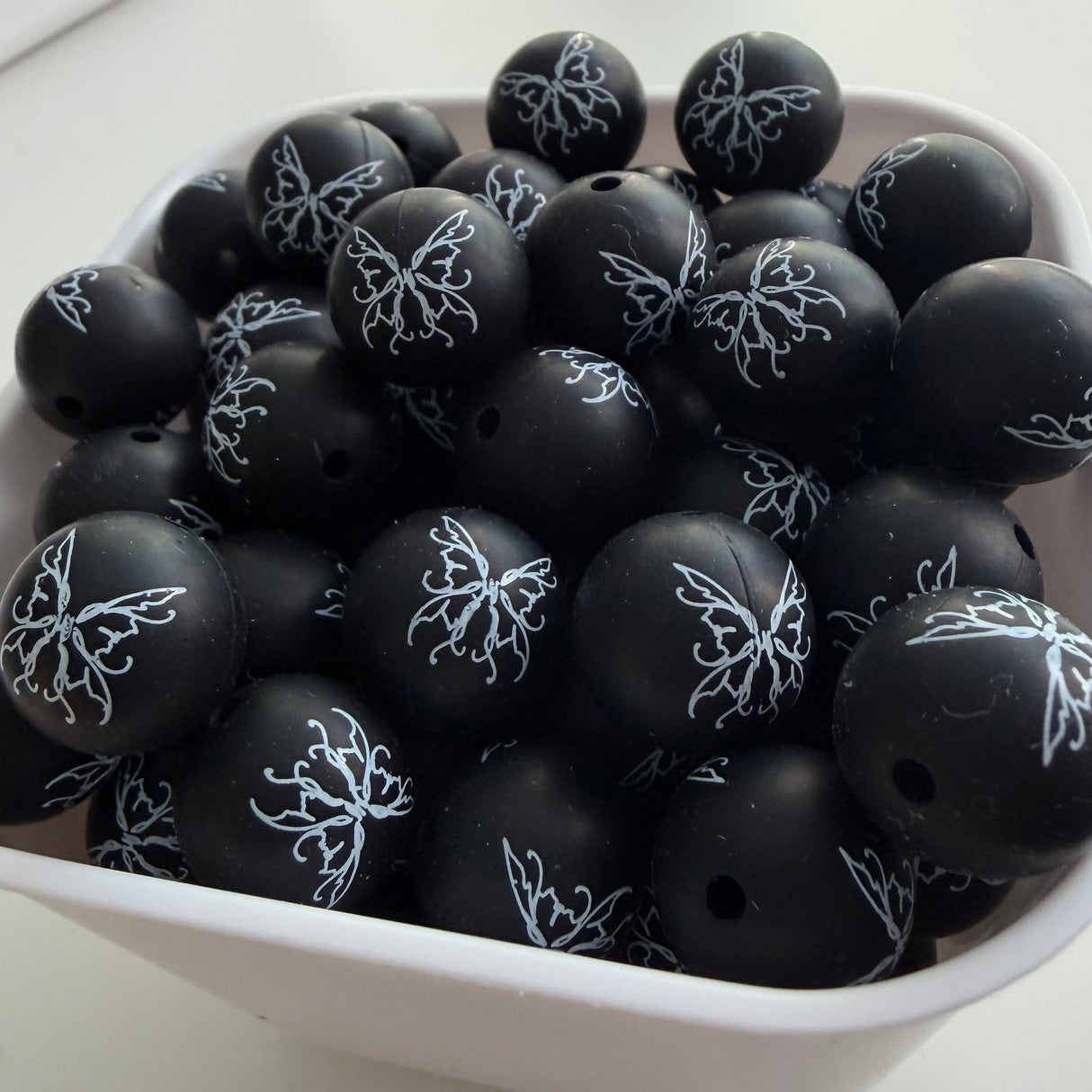 Flutter Night 15mm Silicone Bead