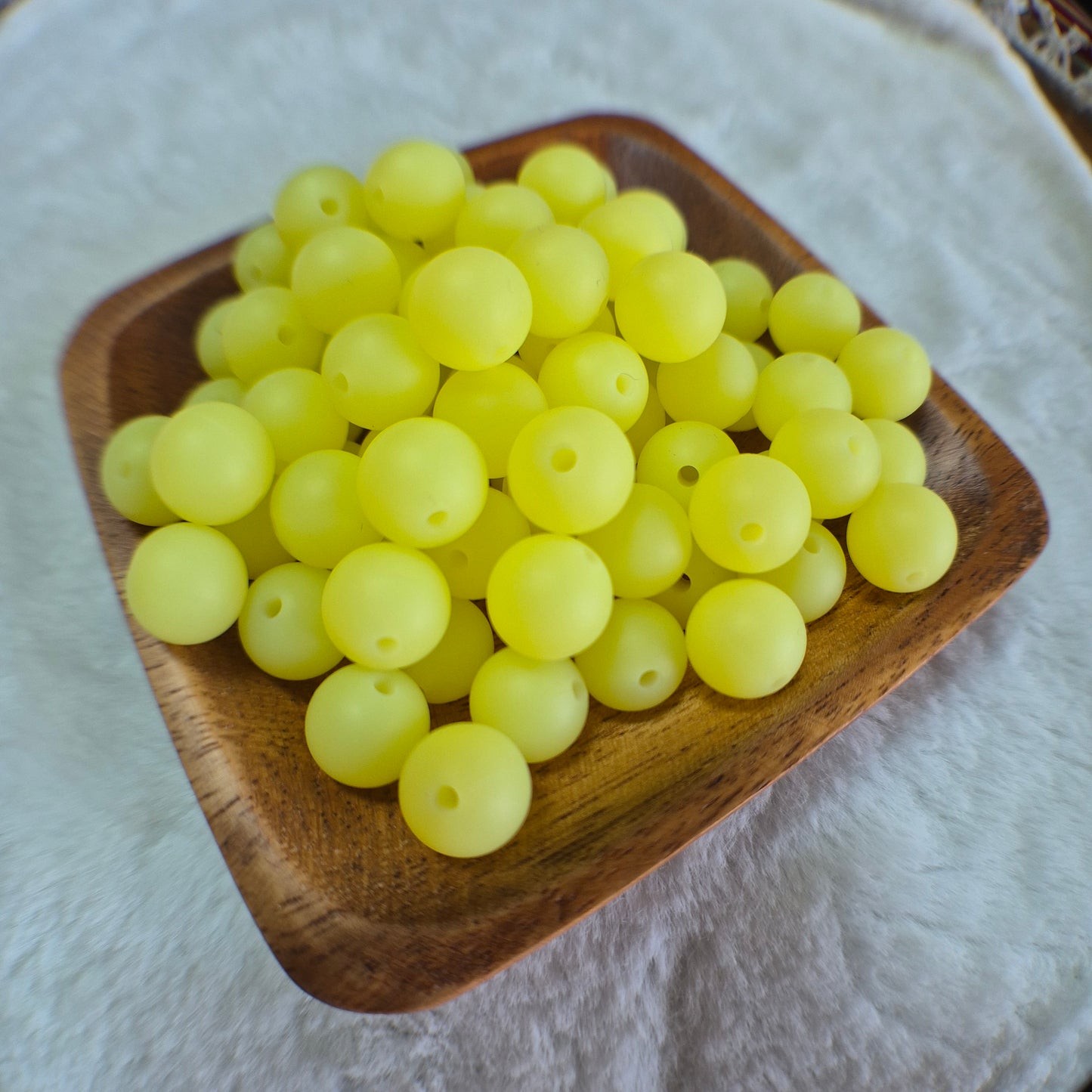 Zesty Radiance 12mm Glow Silicone Beads