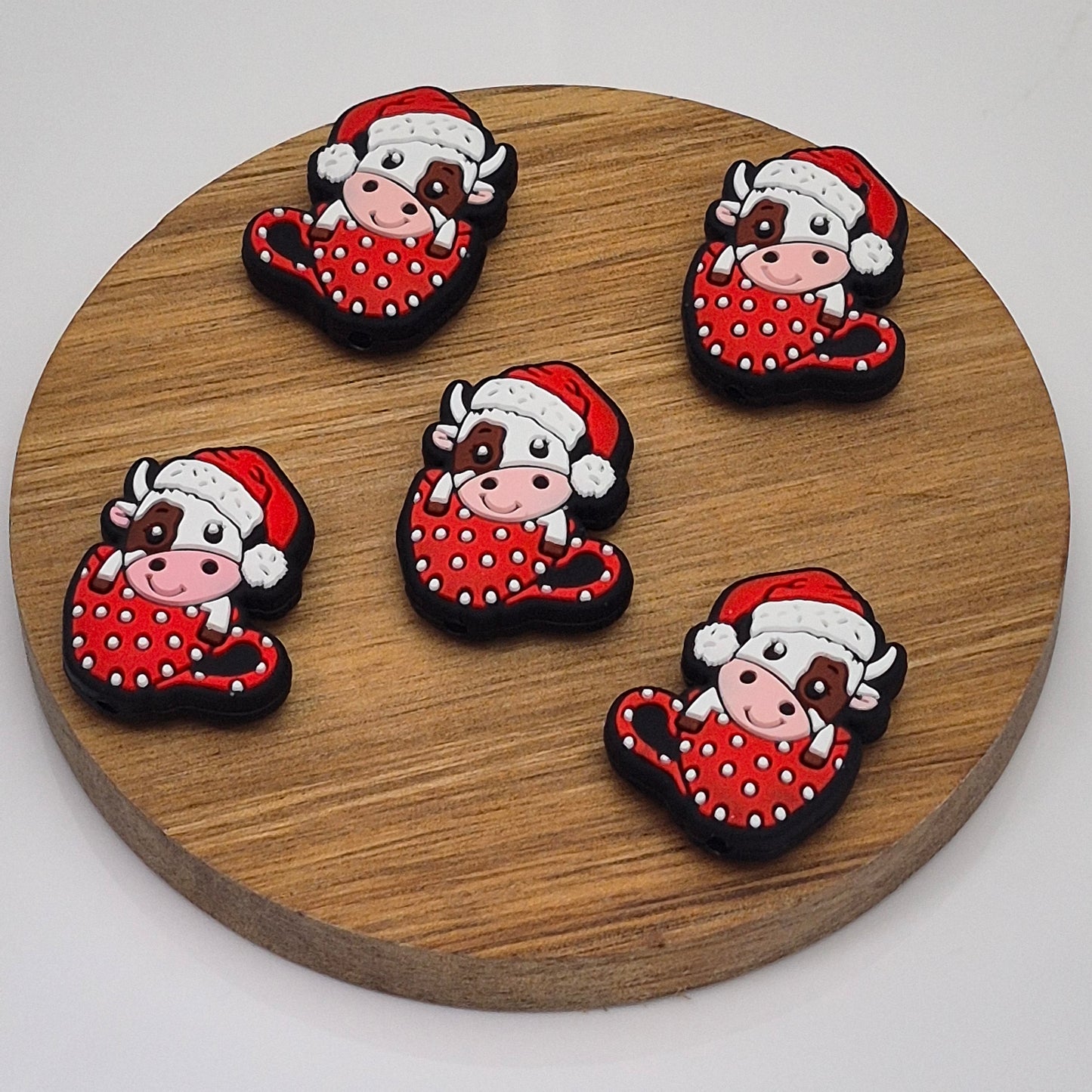 Christmas Cow in Mug - Focal