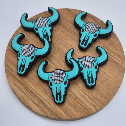 Teal Bull Skull - Focal