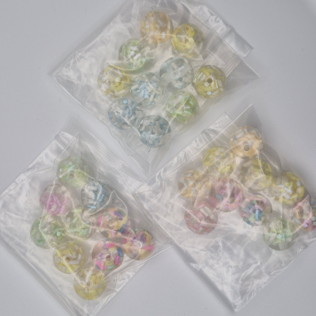 Sprinkle 15mm (Pack of 10) ACRYLIC Beads