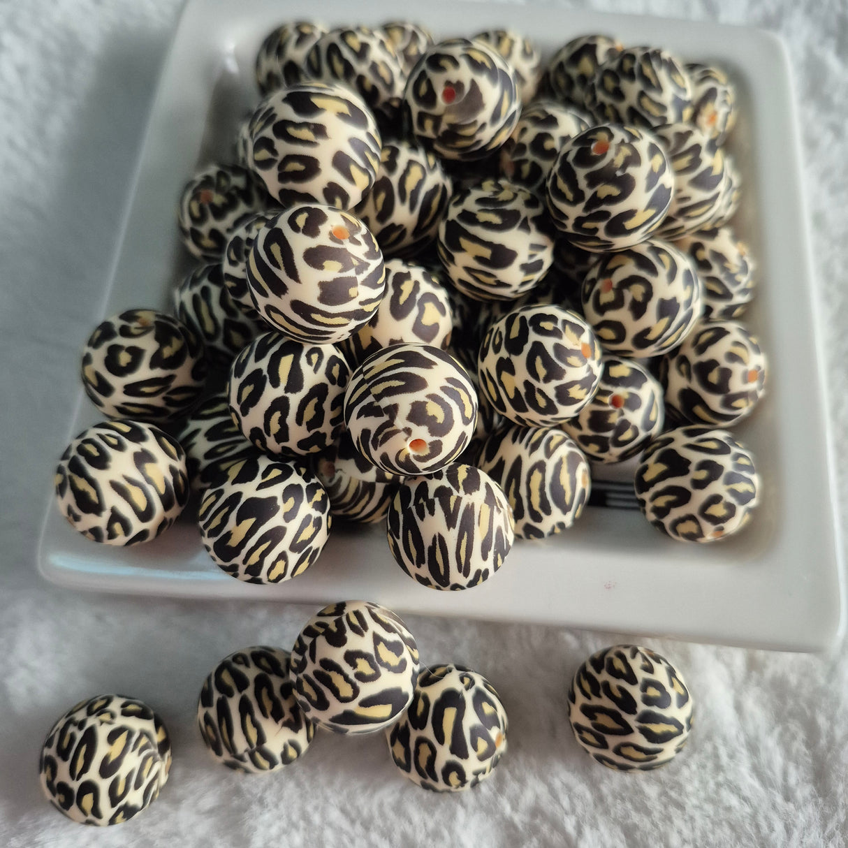 Jungle Glam 19mm Silicone Bead