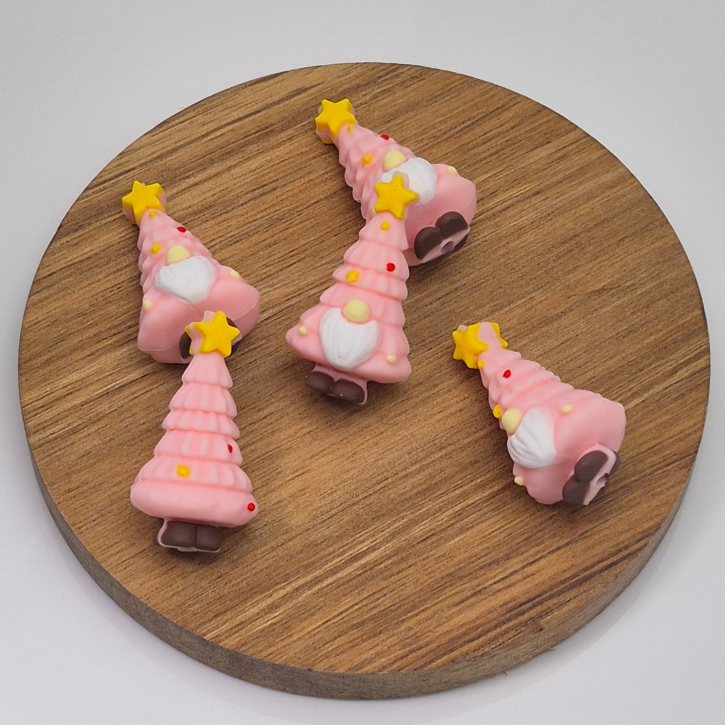 Gnome Pink Christmas Tree -  3d Focal