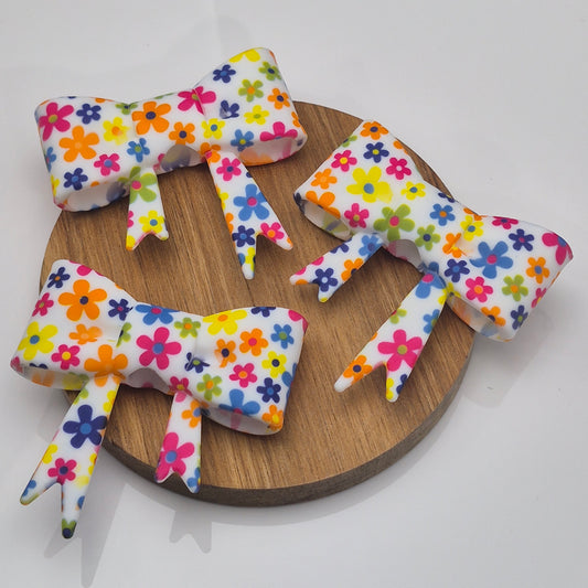 Bright Flowers Bow Bead