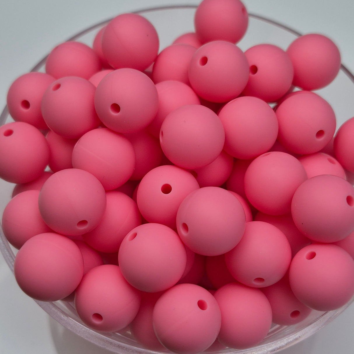 Strawberry Milkshake 15mm Solid Silicone Beads