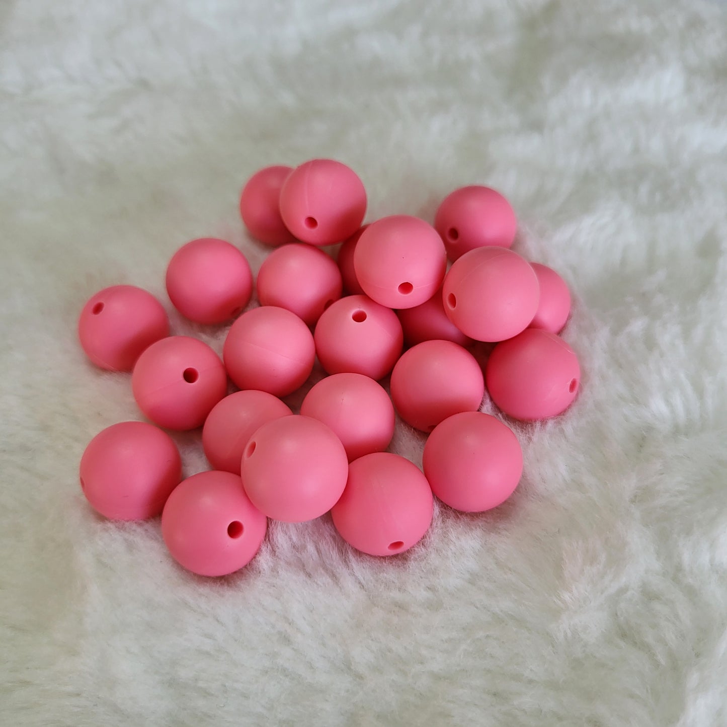 Bubblegum Pink 15mm Solid Silicone Bead