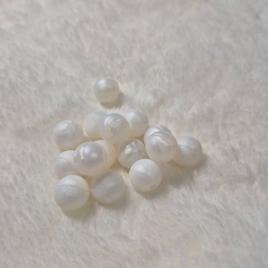 Metallic White 12mm Solid Silicone Beads