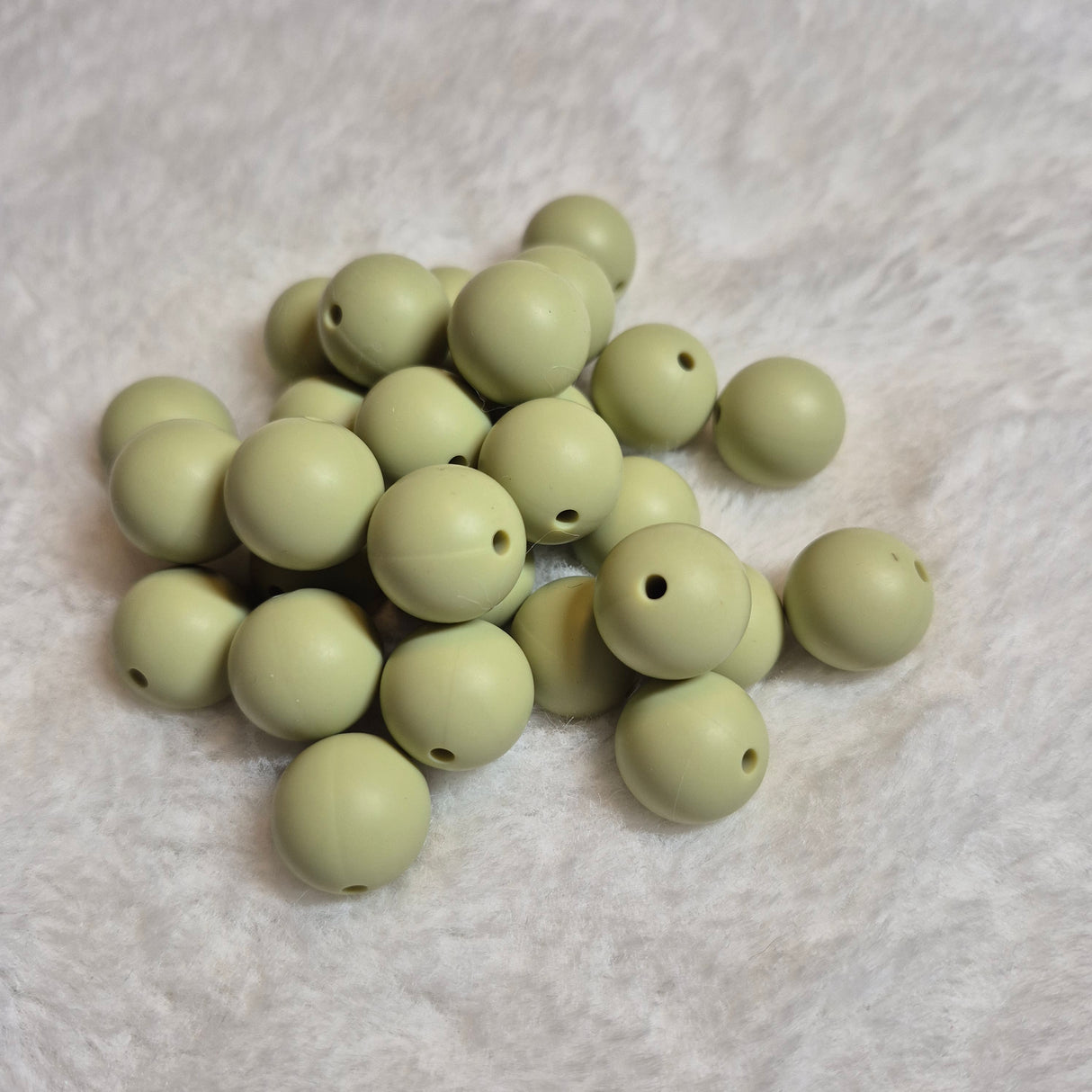 Matcha Green 15mm Solid Silicone Bead