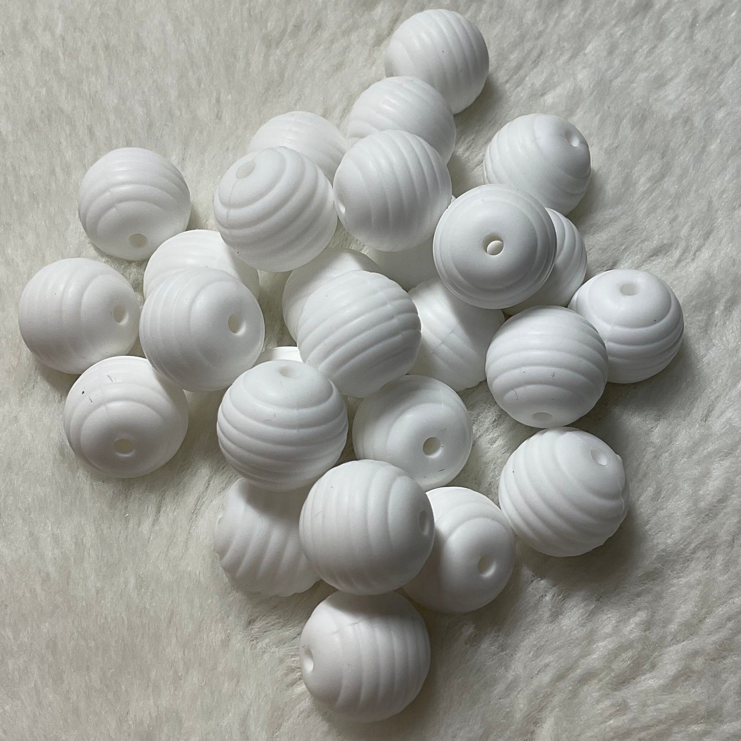 White Honeycomb 15mm Silicone Bead