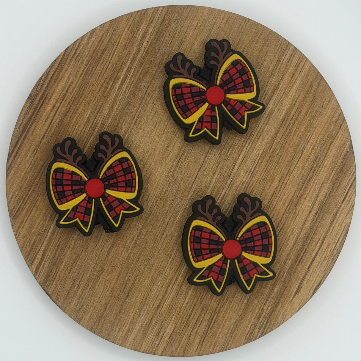 Buffalo Check Reindeer Bow - Focal