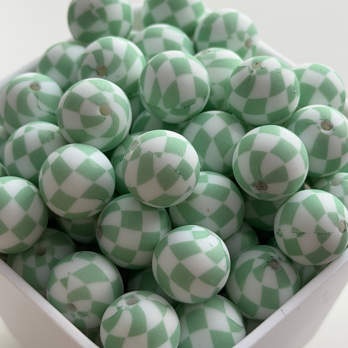 Pistachio Checkmate 15mm Silicone Bead