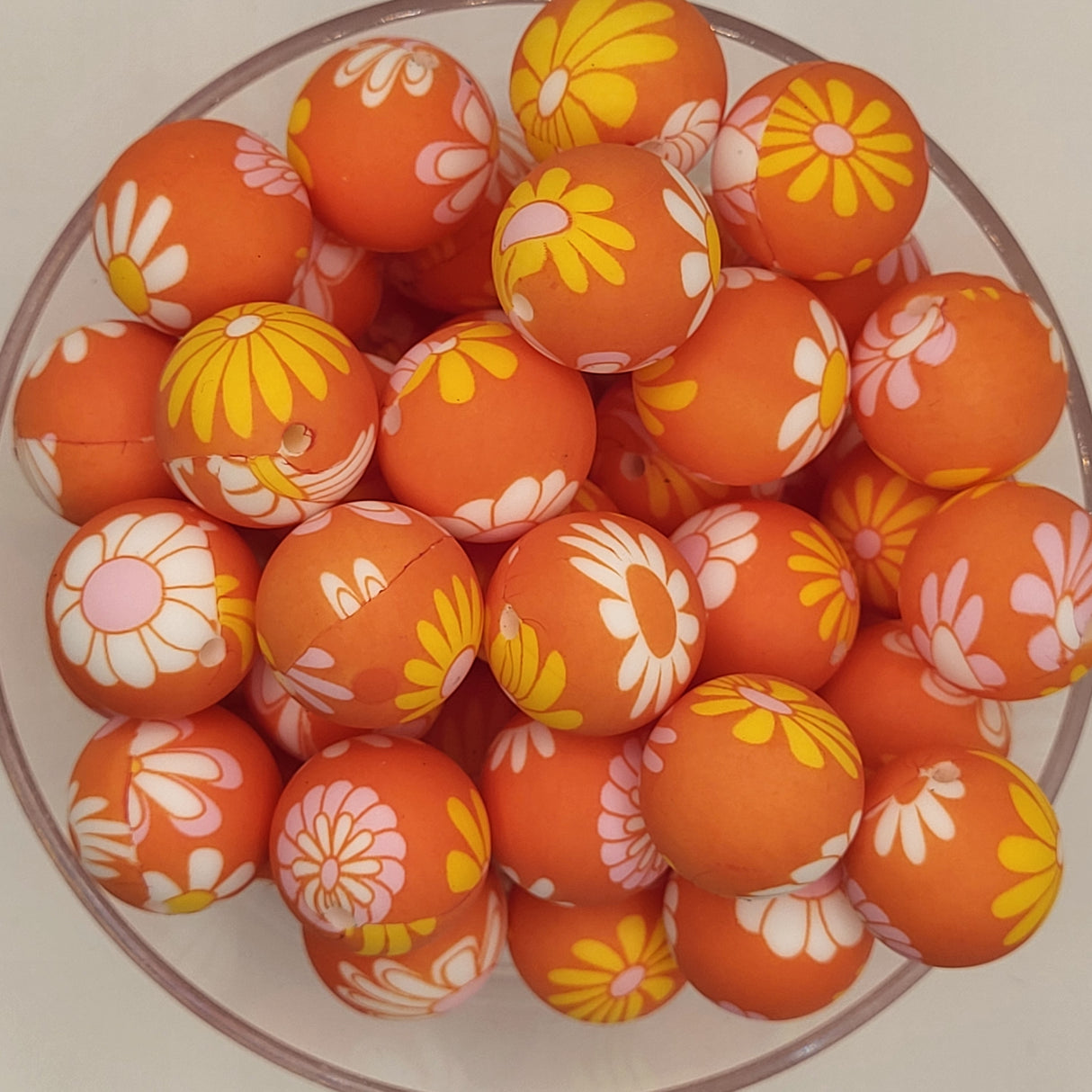 Groovy Daisies 19mm Print Silicone Bead