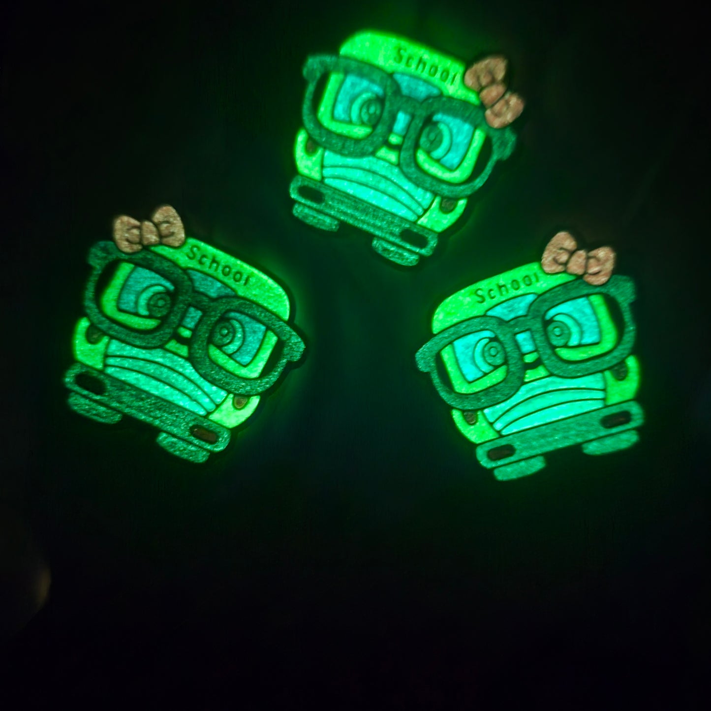 School Bus with Glasses Glow - Focal