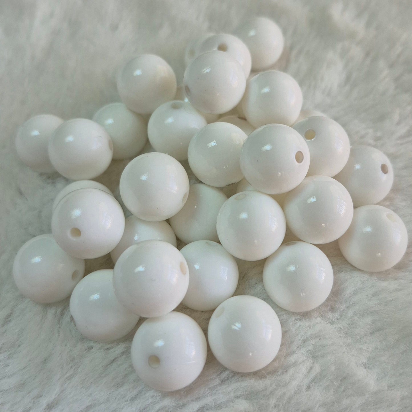 White Liquid 15mm Solid Silicone Beads