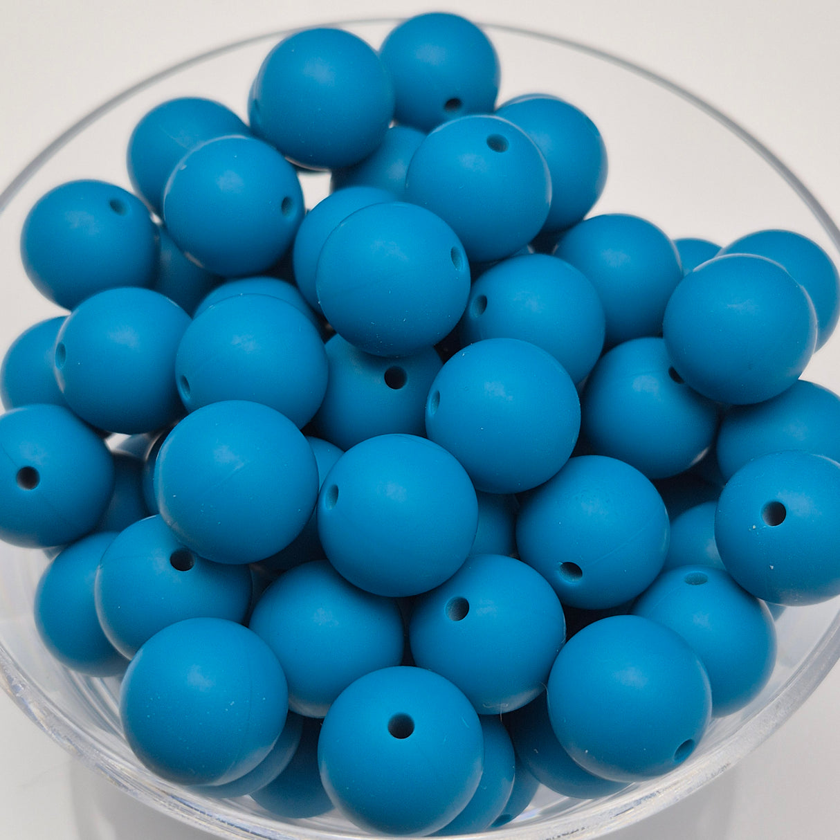 Peacock 15mm Solid Silicone Beads