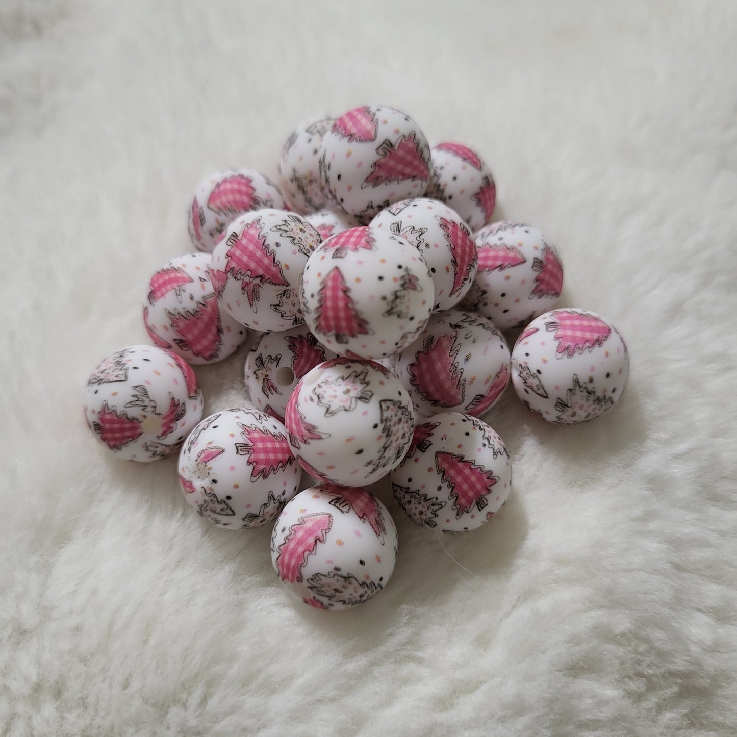 Pink Christmas Trees 15mm Silicone Bead