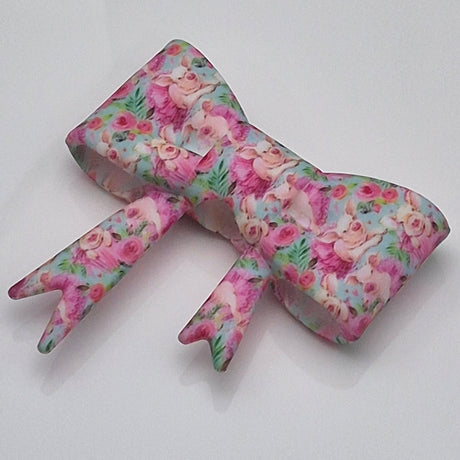 Farmer's Daughter (w/ Pig) Bow Bead