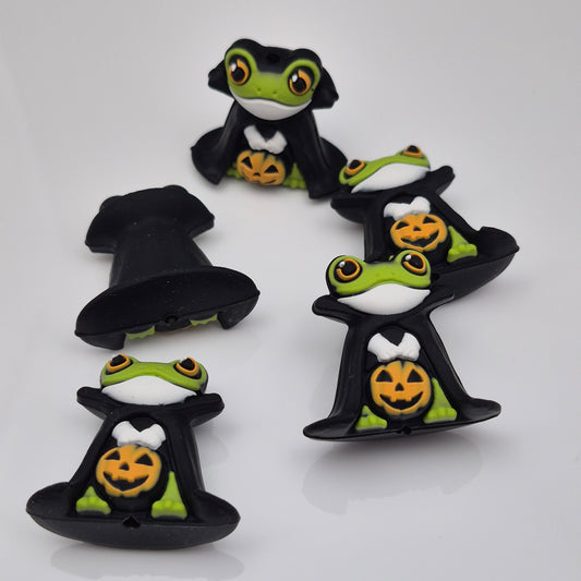 Frog Vampire -  3d Focal