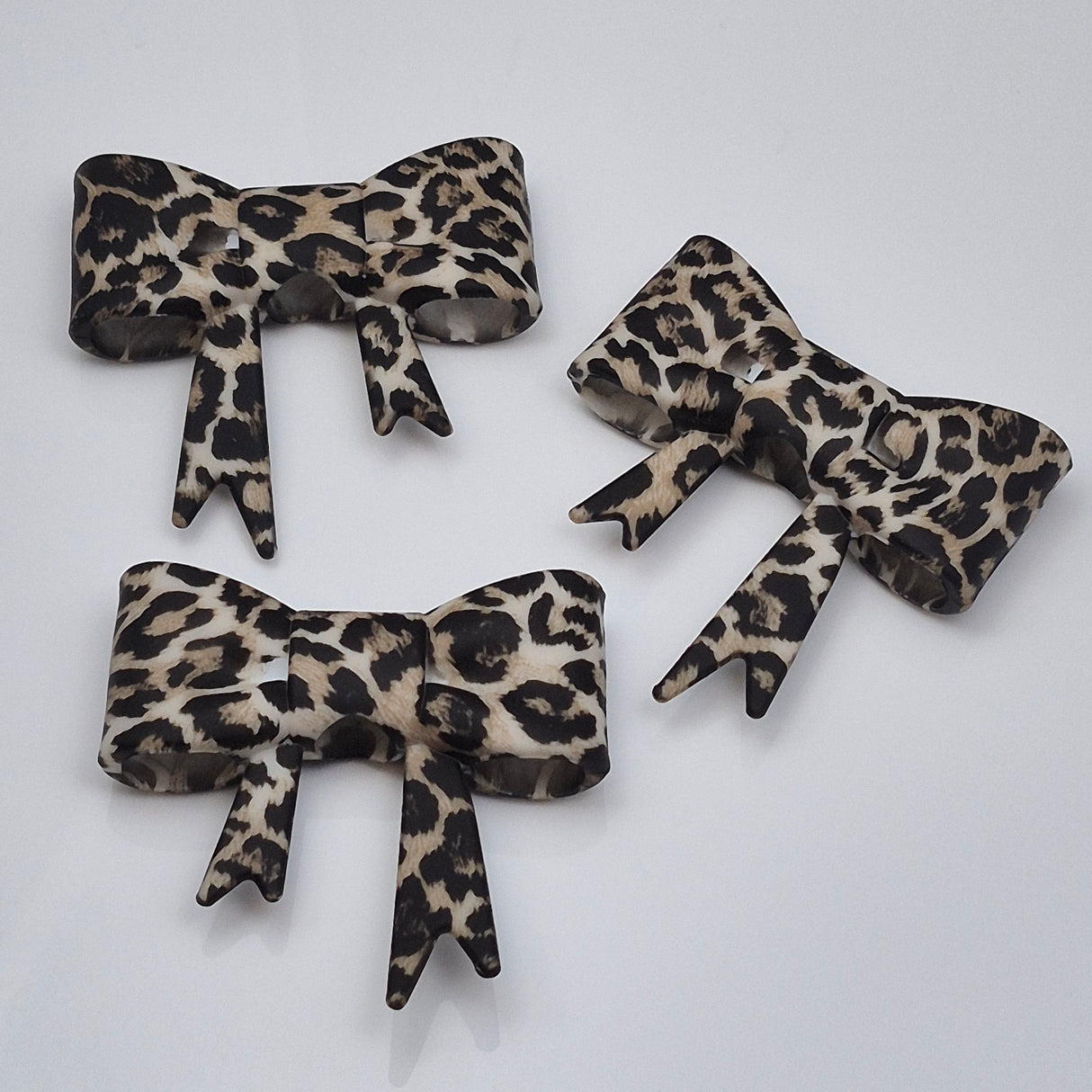 Wild Cat Bow Bead