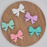 Bow with Horizontal Holes - Focal