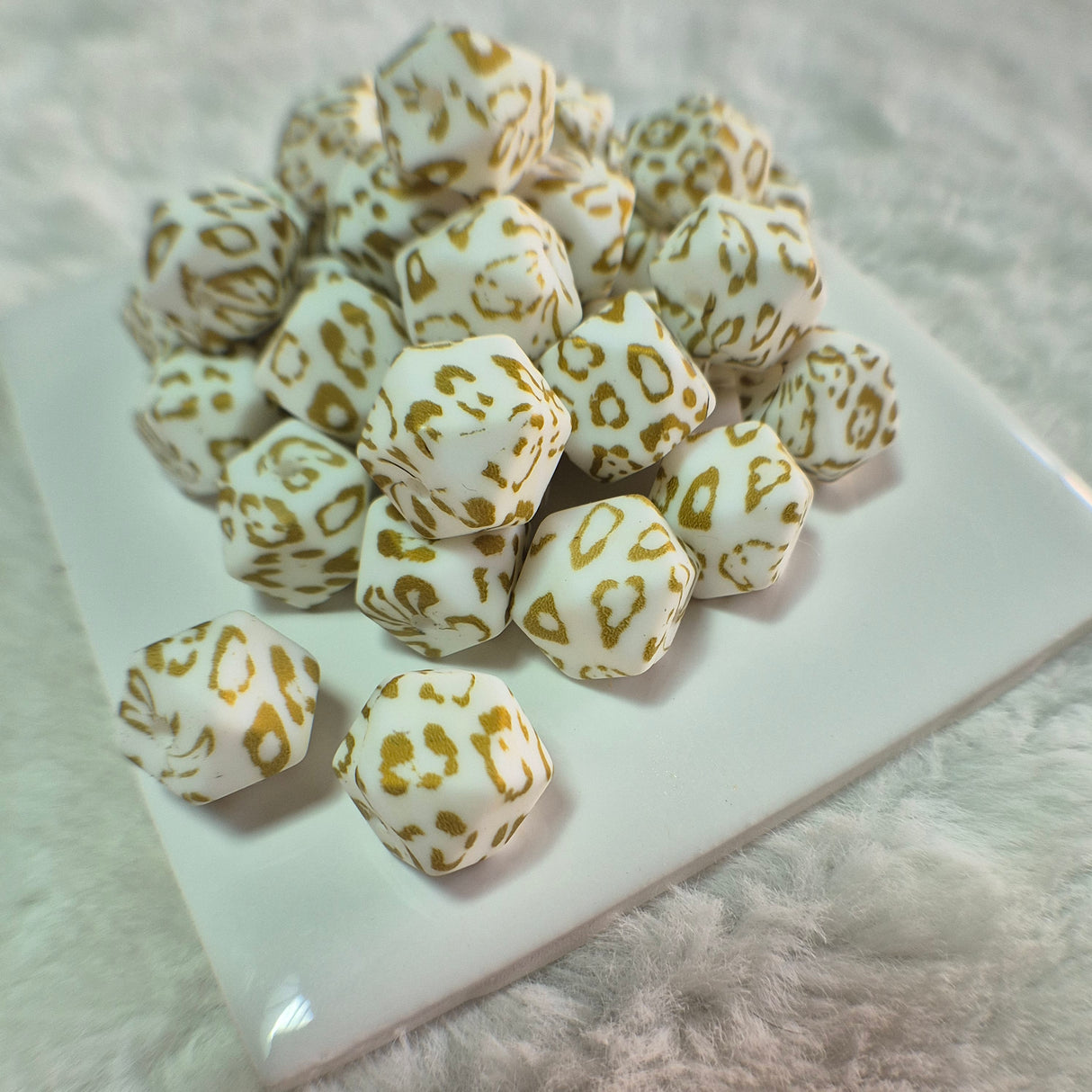 Leopard Glam 14mm Hexagon Printed Silicone Bead
