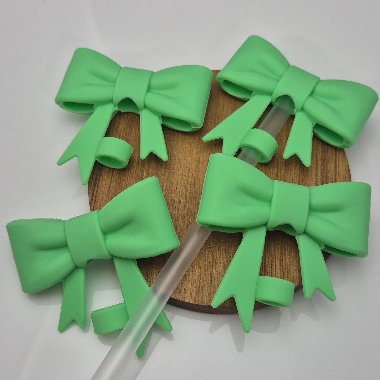 Light Green Bow Straw Topper