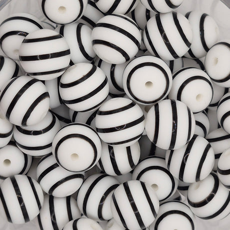 Luna’s Lines 15mm Silicone Bead