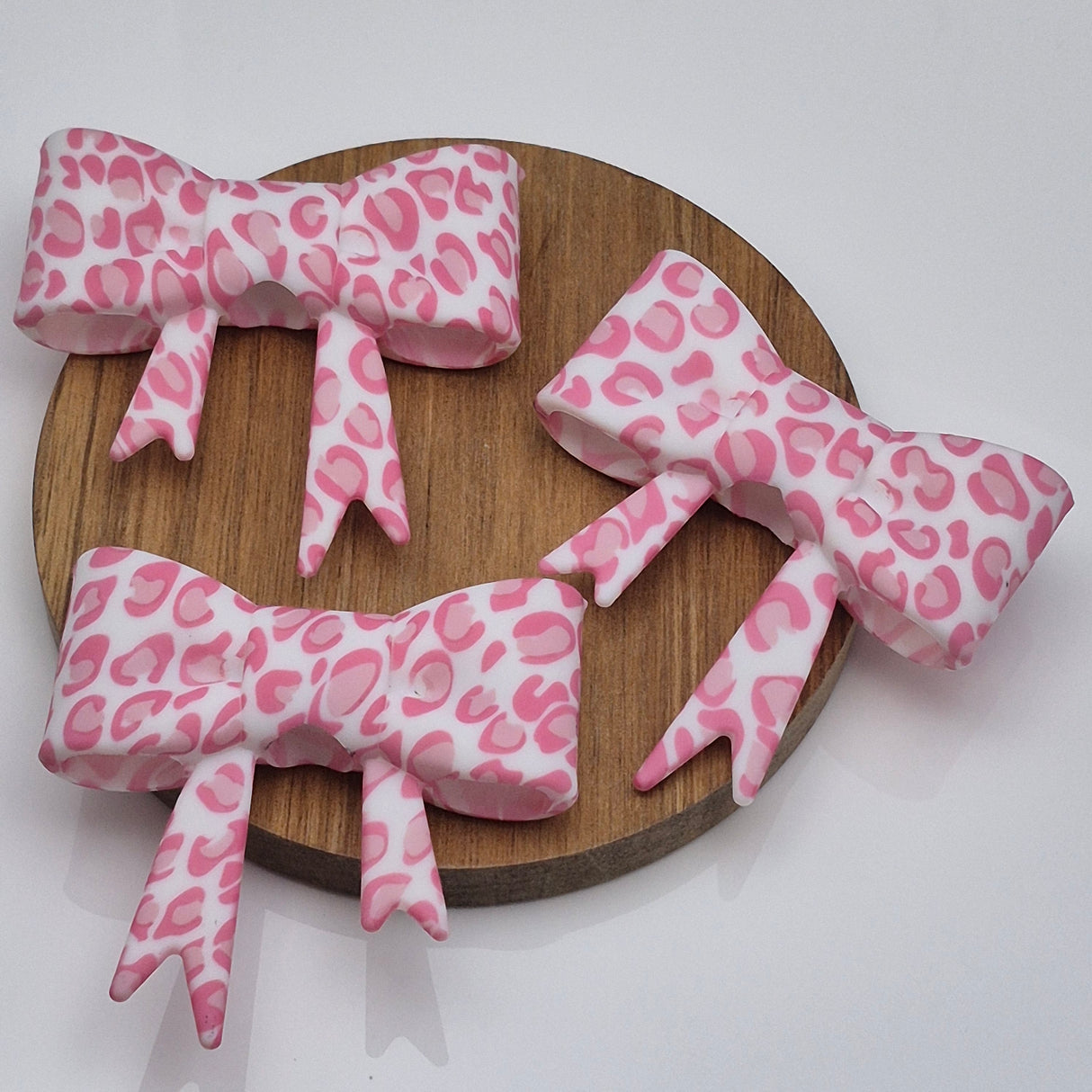 Pink Chic Glam Bow Bead