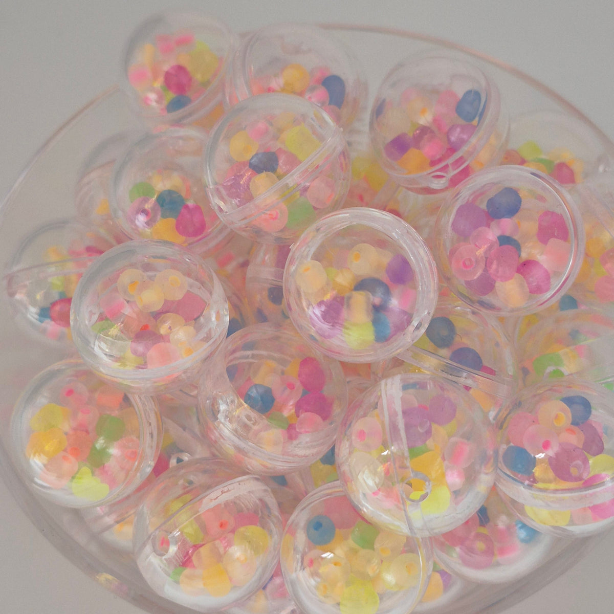Confetti Glow Ball - Acrylic Shaker 20mm