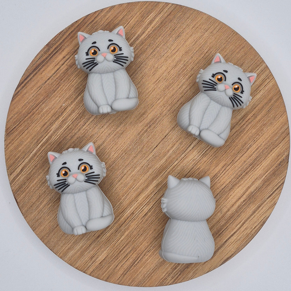 Gray Cat -  3d Focal